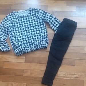 Black and White Houndstooth Sweater with Black leggings girl 6